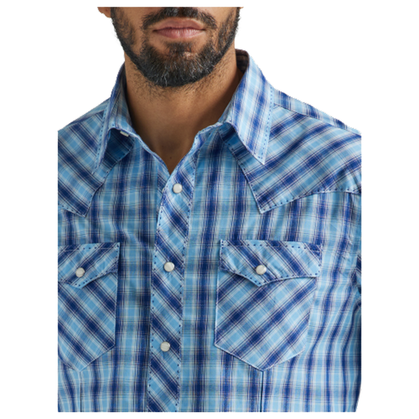 112324669 Wrangler Men's Wrinkle Resist Long Sleeve Western Snap Shirt - Blue Plaid