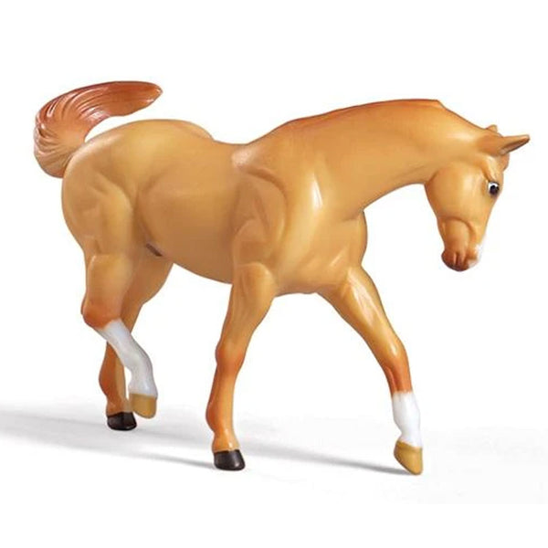 59197 Breyer Stablemates Red Stable Set w/ Two Horses