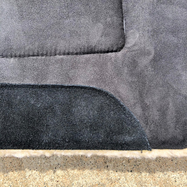 24670 Reinsman Black Contoured Square Pad Microsuede With Fleece