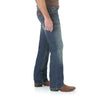 WLT77LY Wrangler Men's Retro Slim Fit Boot Cut Jean - Layton